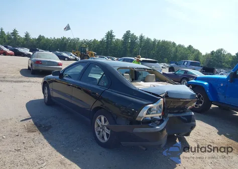 2003 Volvo S60 2.4 из США, поврежденный, VIN YV1RS61T632236720